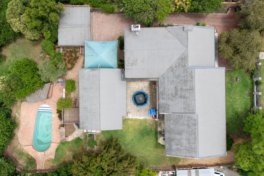 5 Bedroom Property for Sale in Proteaville Western Cape
